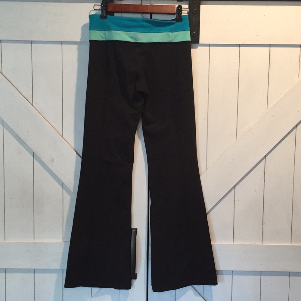 Lululemon leggings - Picture 8 of 8